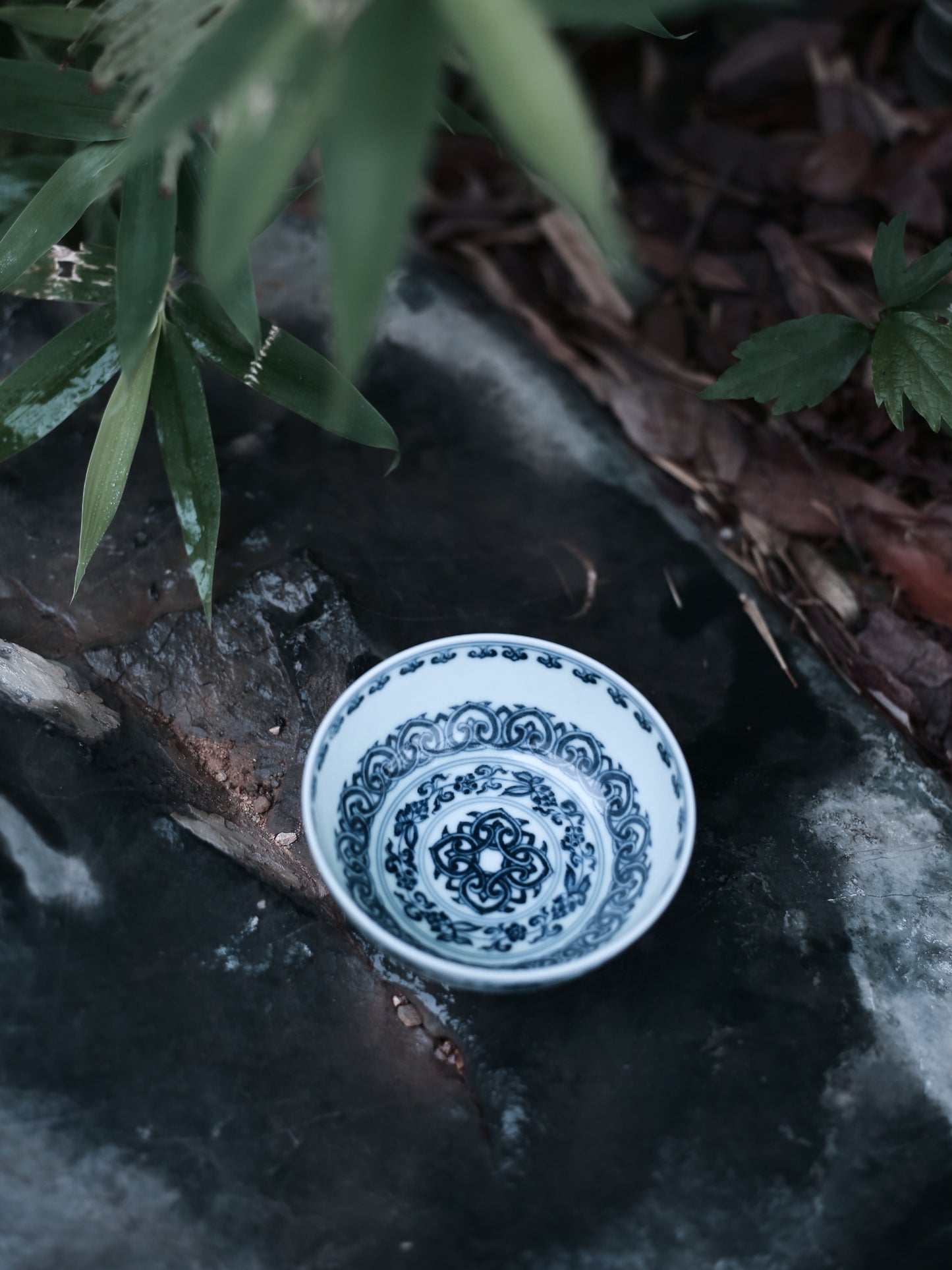 Oriday hand drawn blue and white Baoxiang patterned Pu erh cup, lying foot cup, single cup, retro ceramic tea cup, for personal use, master cup, gift giving