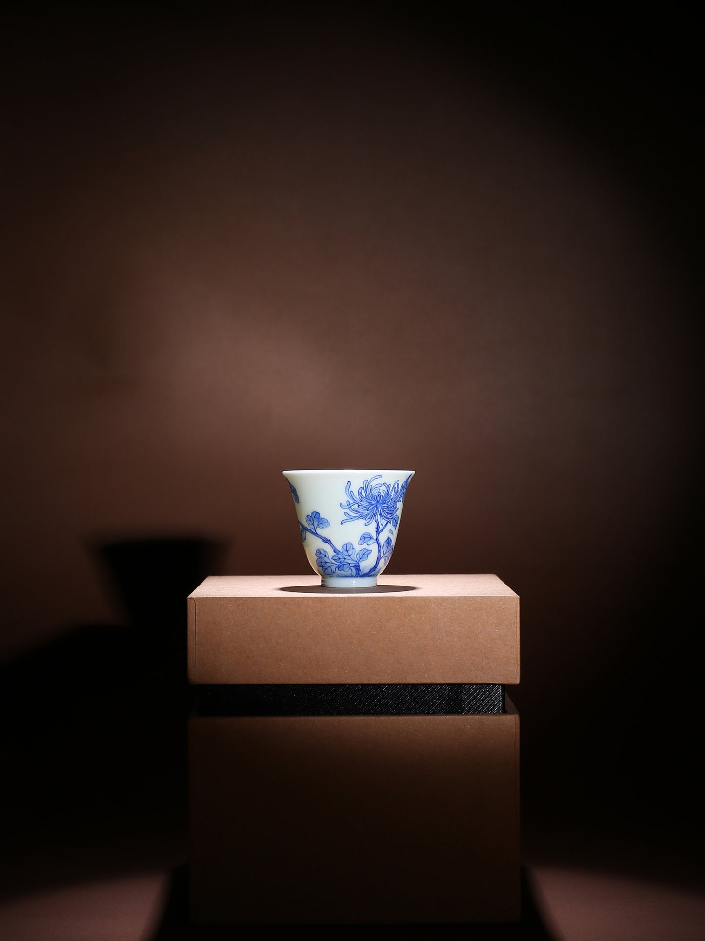 Oriday high-end hand-painted blue and white porcelain chrysanthemum high aroma cup, single kung fu antique tea cup, tea set, master cup, tea cup, tea set